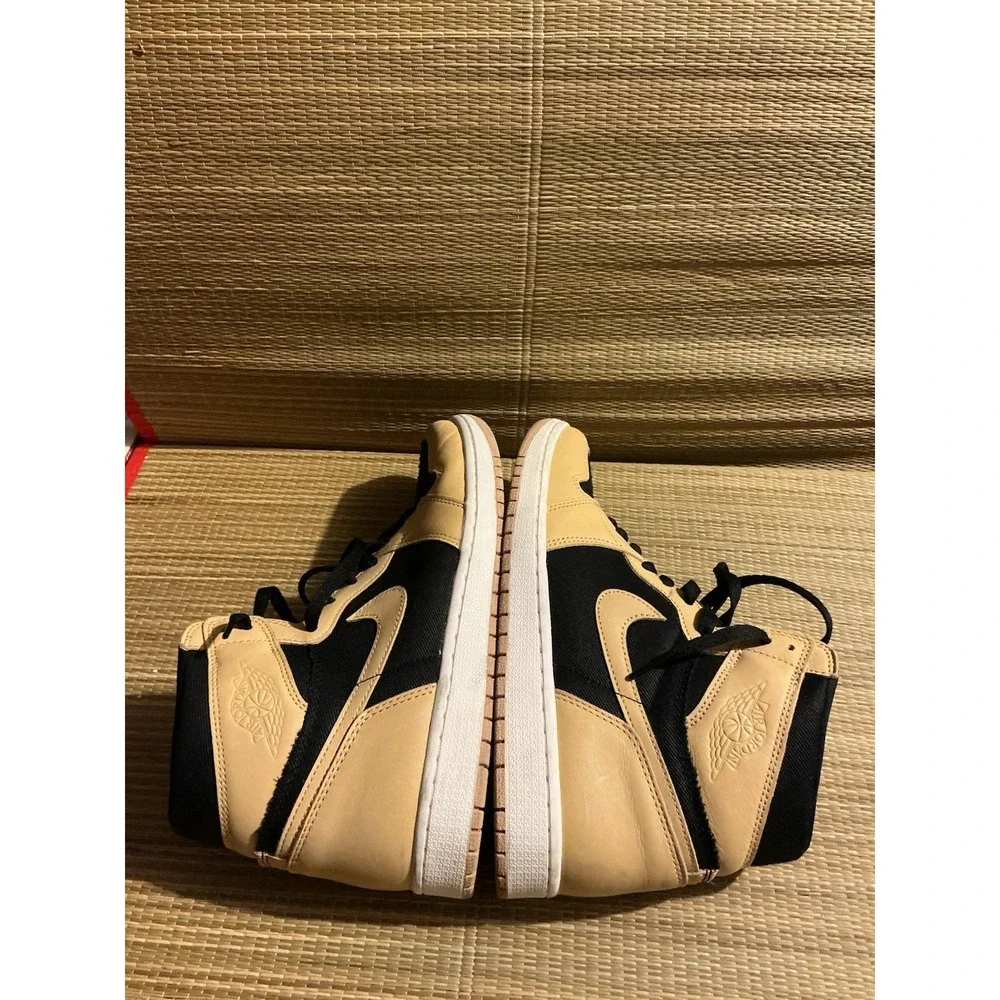 Jordan Air Jordan 1 Retro High OG Heirloom US 11 1/2 EU 45.5 555088 202